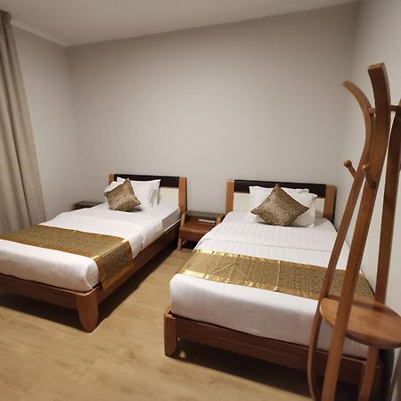 بيوت أدار - Adar Homes King Abdullah Economic City Номер фото